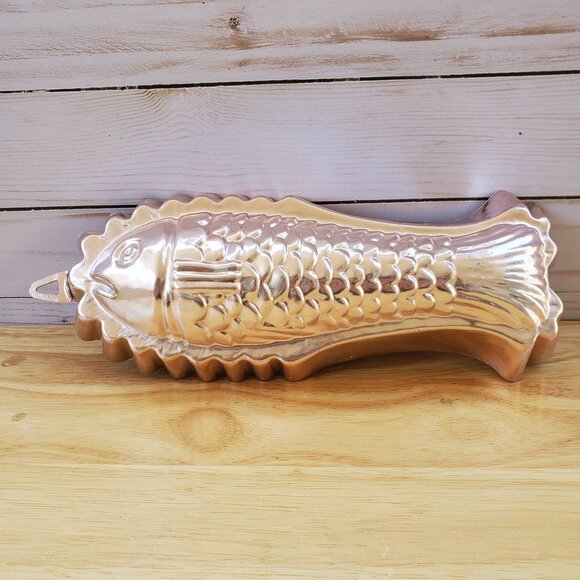 VTG Copper Fish Mold Made In Italy Salads, Gelatin, Desserts Kitchen Display - Picture 1 of 9
